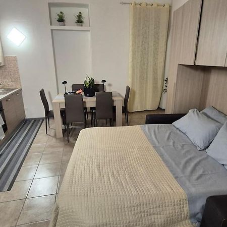 Corte Malpensa Somma Lombardo Bagian luar foto