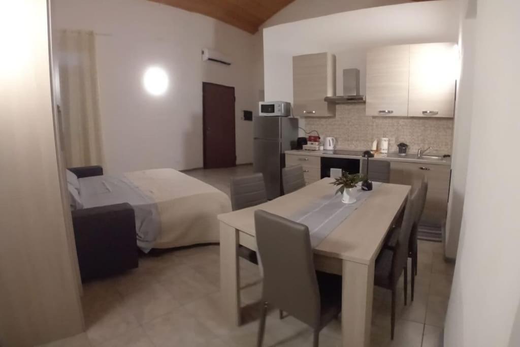Corte Malpensa Somma Lombardo Bagian luar foto